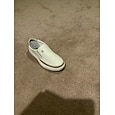 Zapatillas blancas sin cordones para hombre con detalles de poliuretano: zapatos ligeros y modernos para ropa de calle, viajes y atuendos informales.