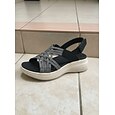 Sandales noires sportives pour femmes avec soutien de la voûte plantaire – sandales à bride arrière élastique tissée, chaussures légères, respirantes et rembourrées pour un confort optimal toute la
