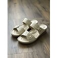 Sandales à enfiler pour femmes avec soutien de la voûte plantaire en amande – pantoufles confortables et rembourrées à enfiler, ornées de fleurs, chaussures d'été décontractées et légères pour la