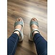 Sandales bleues pour femmes avec soutien de la voûte plantaire – chaussures souples et rembourrées, perforées, avec bride ajustable, sandales légères et confortables pour une tenue décontractée ou les