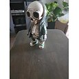 coola skelettfigurer, halloween skalle staty skelett docka harts hantverk ornament, mode mini coola skelett figurer dekor skelett man harts staty docka för hemmakontor skrivbord dekoration