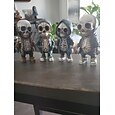 coola skelettfigurer, halloween skalle staty skelett docka harts hantverk ornament, mode mini coola skelett figurer dekor skelett man harts staty docka för hemmakontor skrivbord dekoration
