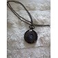 Montre de poche à cadran bleu étoilé chiffres romains pendentif en bronze boîtier creux montre à quartz montre vintage steampunk pendentif souvenirs pour hommes et femmes